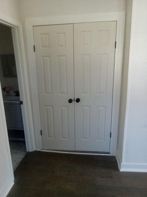 401 E Main St, Danville, KY 40422 - interior space featuring wood finished floors and baseboards
