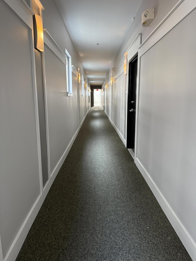 650 S Mill St Unit 218, Lexington, KY 40508 - hall featuring baseboards