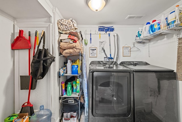 100 Lair St, Mount Vernon, KY 40456 - laundry area featuring washing machine and dryer