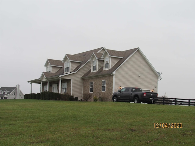 1105 Locust Fork Rd, Stamping Ground, KY 40379 - view of side of home featuring fence and a lawn