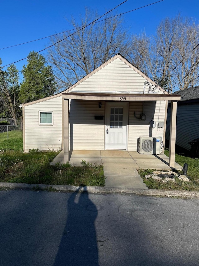 855 Horton Dr, Paris, KY 40361 - view of front of property featuring covered porch
