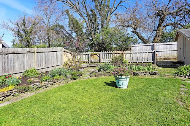 113 Olde Potomac Ave, Winchester, KY 40391 - view of yard featuring a fenced backyard
