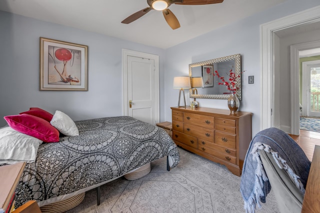 bedroom with a ceiling fan
