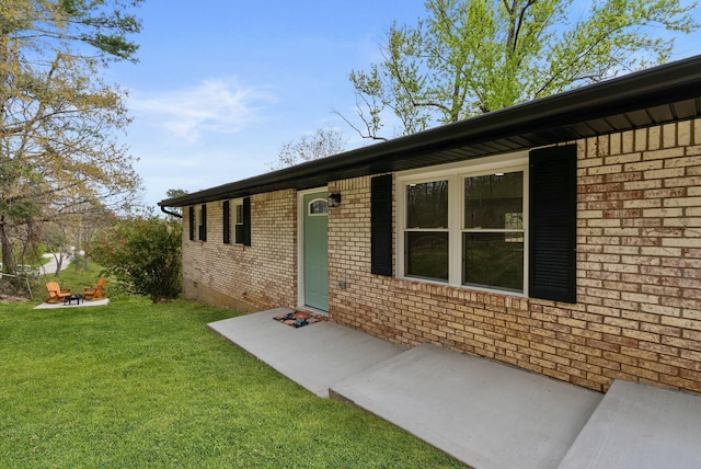 730 E Spencer Rd, Campton, KY 41301 - exterior space with brick siding and a lawn