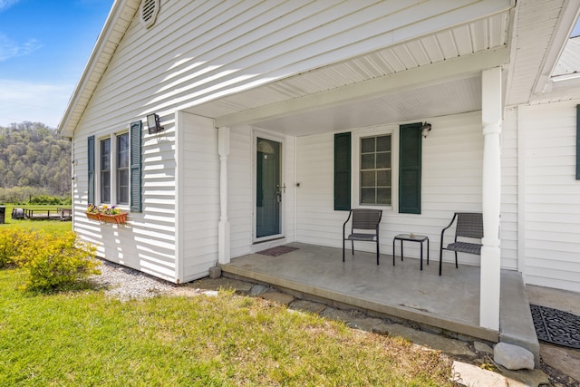 6473 Wildie Rd, Mount Vernon, KY 40456 - view of patio with a porch