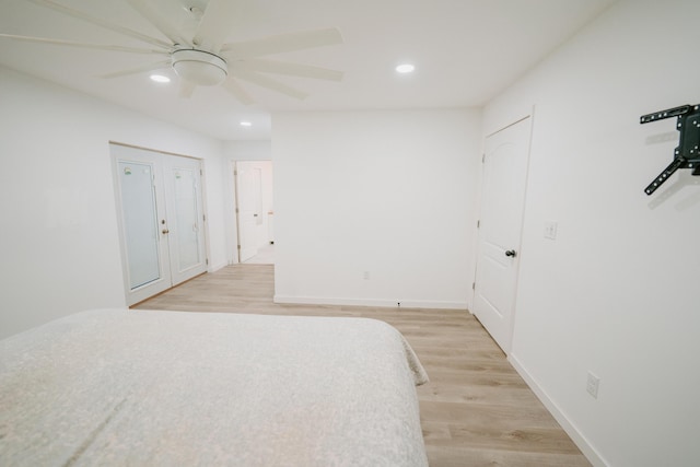 bedroom with baseboards, a ceiling fan, light wood-style floors, and recessed lighting