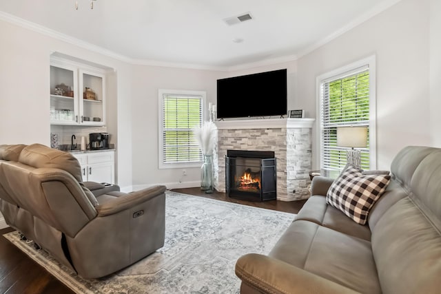 600 Avawam Dr, Richmond, KY 40475 - living room featuring visible vents, a healthy amount of sunlight, and dark wood-style floors
