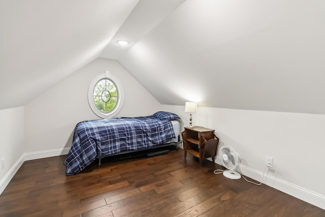 600 Avawam Dr, Richmond, KY 40475 - bedroom featuring hardwood / wood-style flooring, vaulted ceiling, and baseboards