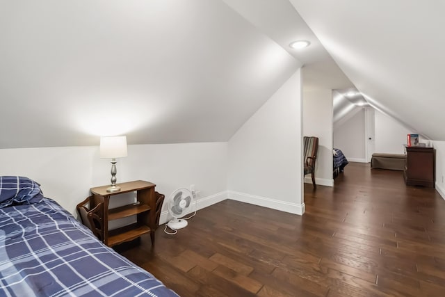 600 Avawam Dr, Richmond, KY 40475 - bedroom with vaulted ceiling, wood finished floors, and baseboards