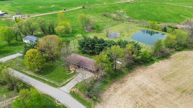 679 Mclain Rd, Springfield, KY 40069 - drone / aerial view with a rural view and a water view