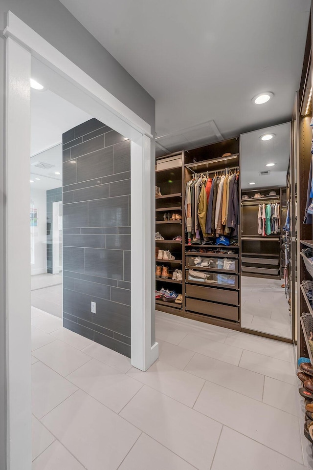 813 Westchester Dr, Lexington, KY 40502 - view of spacious closet