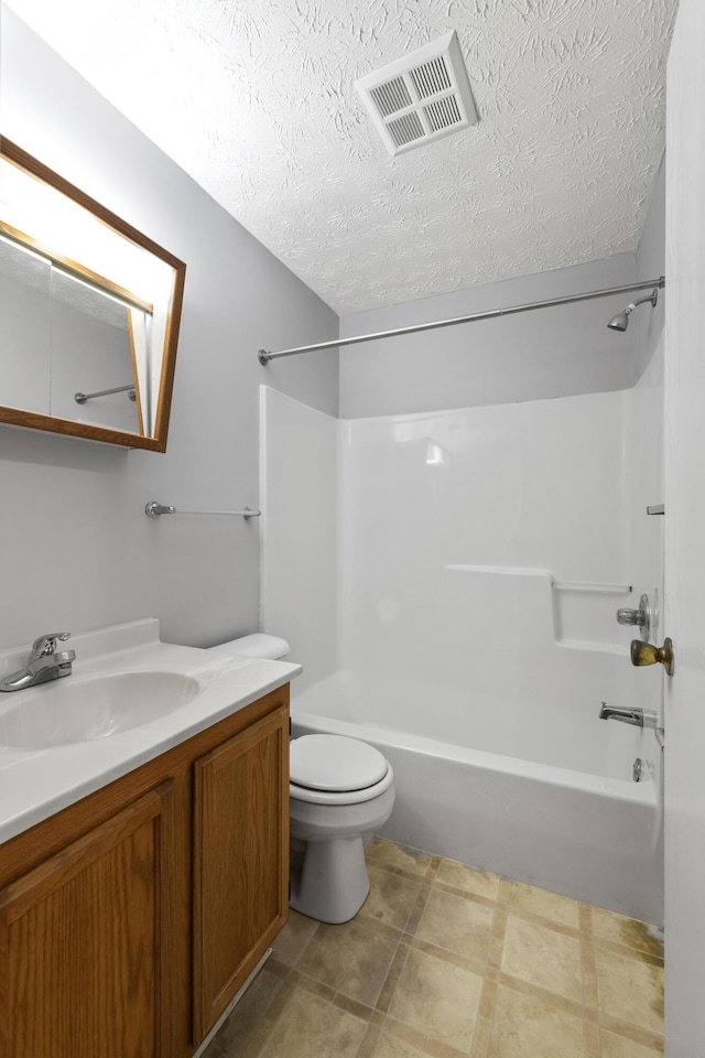 1081 S Broadway Unit 104, Lexington, KY 40504 - full bath with visible vents, toilet, vanity, and bathtub / shower combination