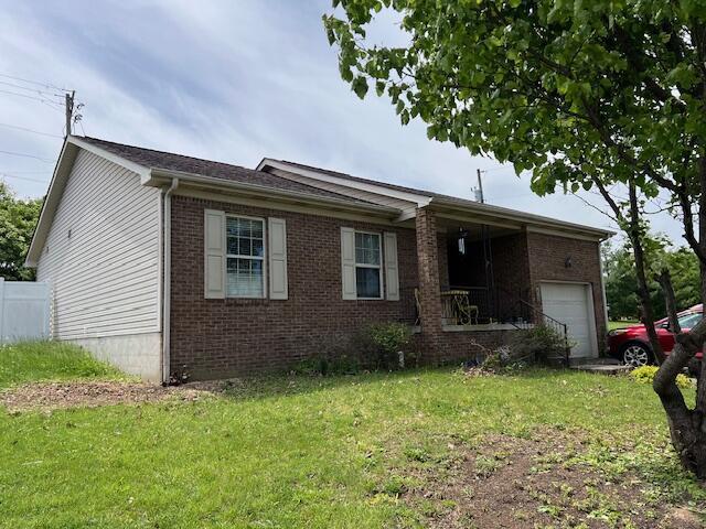 130 Fox Harbor Dr, Danville, KY 40422 - single story home with brick siding and a front yard