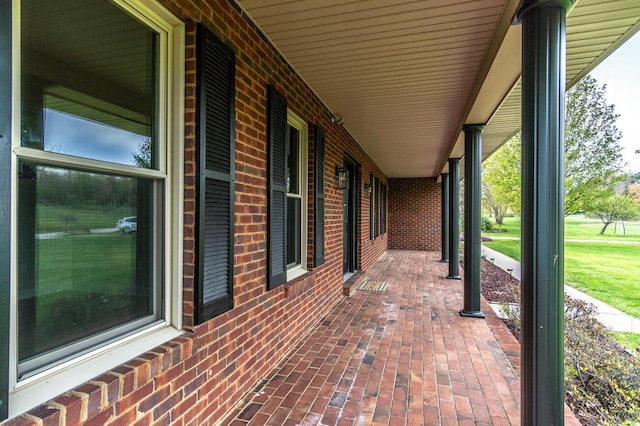 view of patio / terrace with covered porch