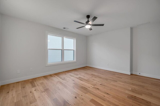 4137 Meadowlark Rd, Lexington, KY 40509 - empty room with ceiling fan, baseboards, visible vents, and light wood-type flooring