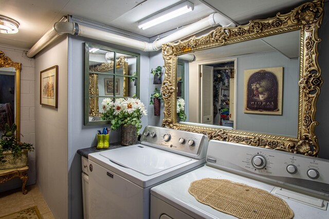 laundry area featuring laundry area and washer and clothes dryer