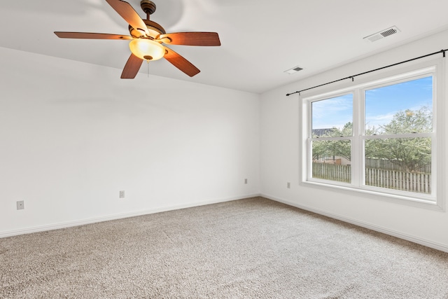 1025 Vineyard Way, Berea, KY 40403 - spare room featuring carpet floors and a ceiling fan
