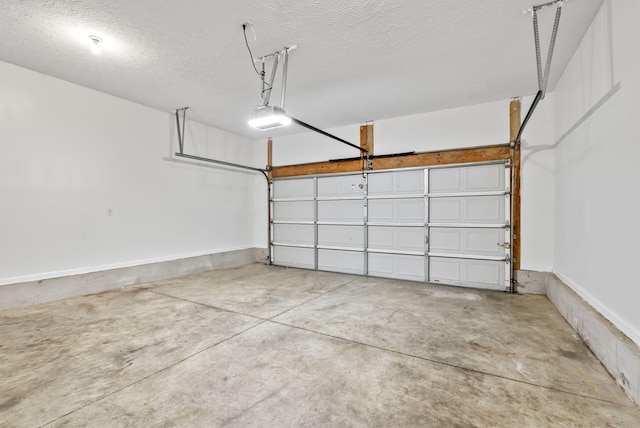 533 Lanarkshire Pl, Lexington, KY 40509 - garage with a garage door opener