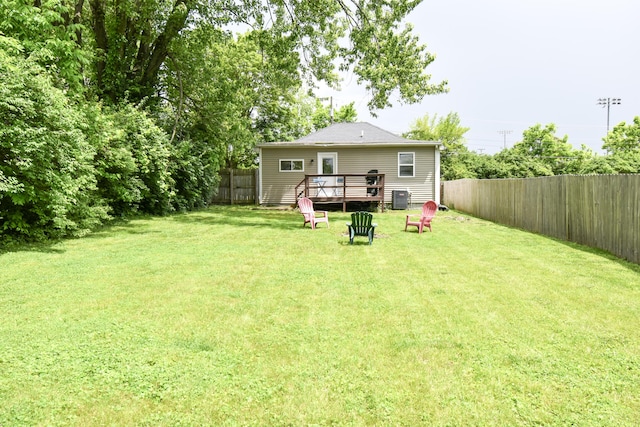 108 Central Ct, Richmond, KY 40475 - view of yard featuring a wooden deck