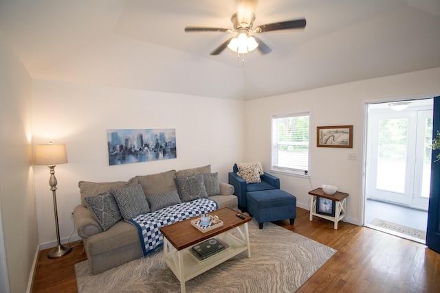 108 Central Ct, Richmond, KY 40475 - living area with wood finished floors, ceiling fan, baseboards, and lofted ceiling