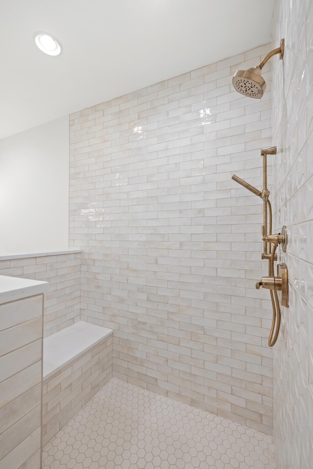 35 Valley Pointe Dr, Somerset, KY 42501 - bathroom featuring recessed lighting and tiled shower