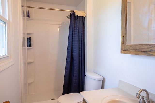 138 Hackett Pike, Richmond, KY 40475 - bathroom with a stall shower, toilet, and vanity