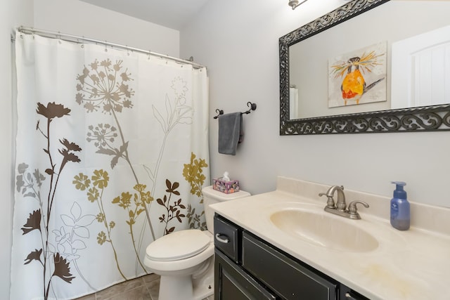 full bathroom featuring a shower with shower curtain, toilet, tile patterned flooring, and vanity