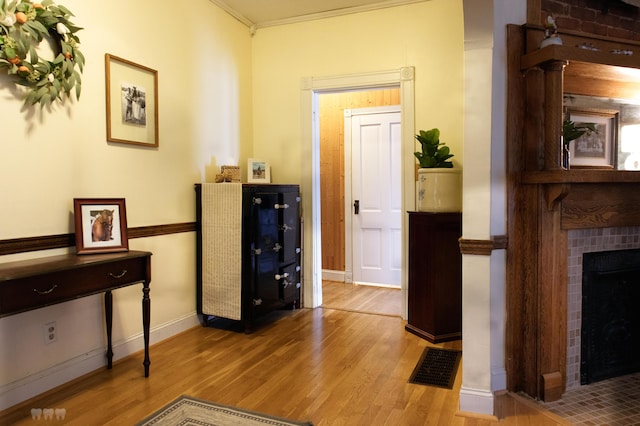 1770 Millersburg-Cynthiana Rd, Paris, KY 40361 - corridor with baseboards, visible vents, wood finished floors, and crown molding