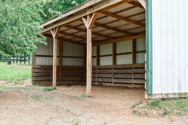1770 Millersburg-Cynthiana Rd, Paris, KY 40361 - view of outdoor structure with an outdoor structure and a carport