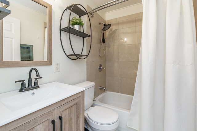 1139 Venetian Way, Lexington, KY 40517 - bathroom with toilet, shower / bath combo with shower curtain, and vanity