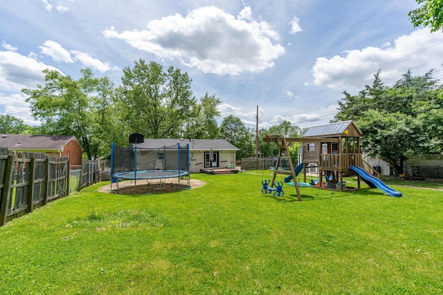 1139 Venetian Way, Lexington, KY 40517 - view of yard featuring a trampoline and a playground