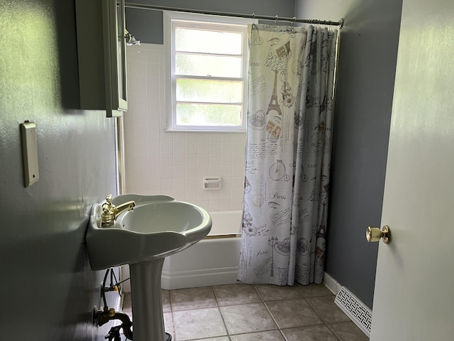 513 Sharp Gap Rd, Barbourville, KY 40906 - bathroom featuring shower / tub combo with curtain and tile patterned flooring