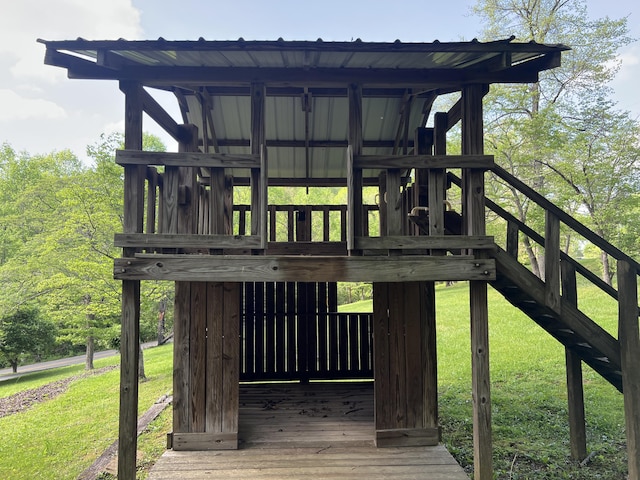 513 Sharp Gap Rd, Barbourville, KY 40906 - wooden terrace featuring a yard
