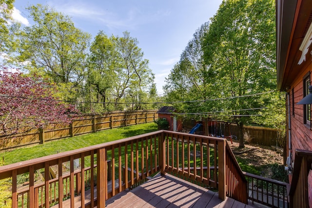 420 Stonehedge Pl, Lexington, KY 40517 - wooden terrace with a yard and a fenced backyard
