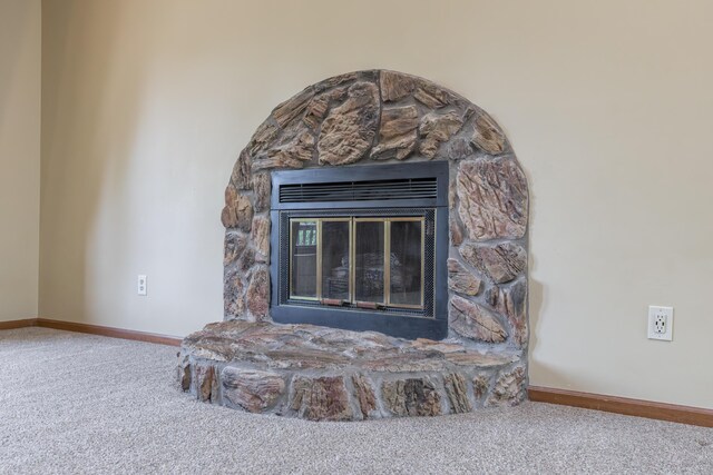 420 Stonehedge Pl, Lexington, KY 40517 - room details with baseboards, carpet flooring, and a fireplace