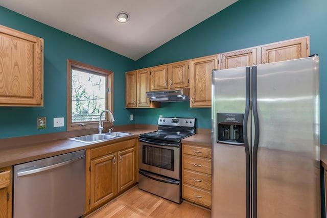 420 Stonehedge Pl, Lexington, KY 40517 - kitchen with a sink, light wood finished floors, stainless steel appliances, lofted ceiling, and under cabinet range hood
