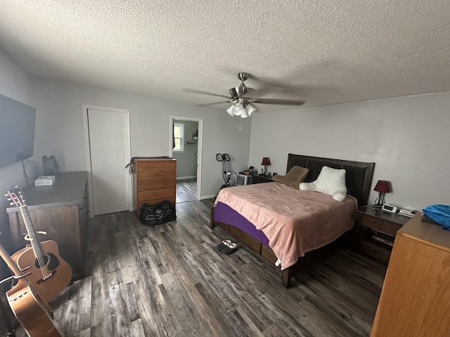 91 Barnett Rd, Brodhead, KY 40409 - bedroom featuring wood finished floors, a ceiling fan, and a textured ceiling