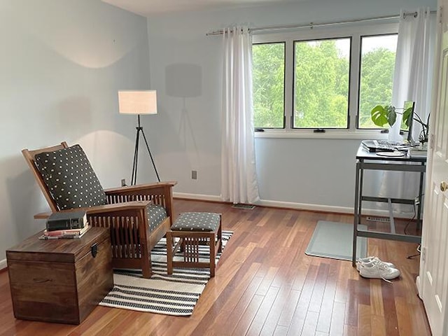 3426 Pepperhill Rd, Lexington, KY 40502 - living area featuring baseboards and wood-type flooring
