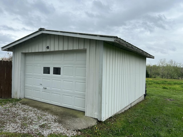 view of detached garage