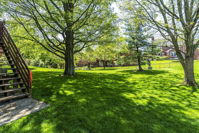 3120 Helmsdale Pl, Lexington, KY 40509 - view of yard featuring stairs