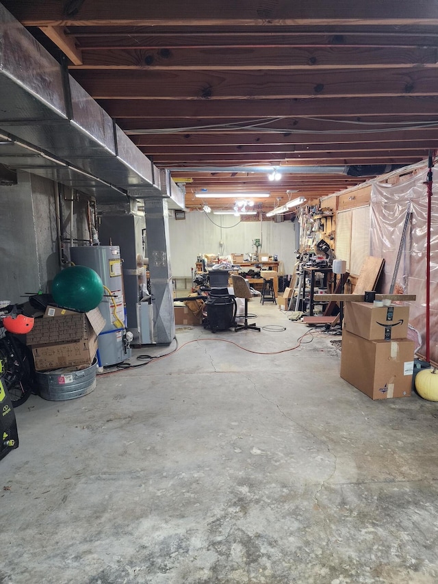 3120 Helmsdale Pl, Lexington, KY 40509 - unfinished below grade area with gas water heater and heating unit