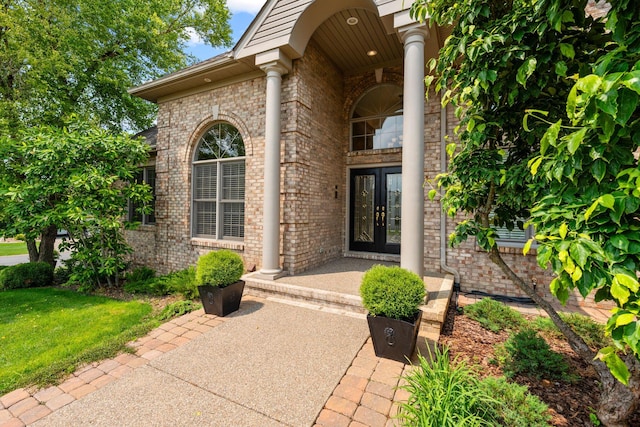 204 Helmsley Ln, Versailles, KY 40383 - entrance to property with french doors and brick siding
