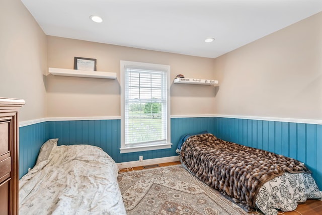 1144 Crenshaw Ln, Nicholasville, KY 40356 - bedroom with wainscoting and visible vents