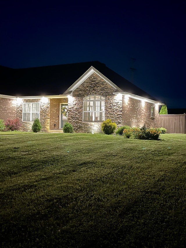 1500 Chardonnay Way, Berea, KY 40403 - ranch-style home featuring stone siding and a yard