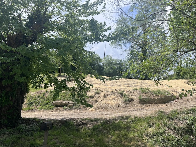 526 Balmoral Rd, Middlesboro, KY 40965