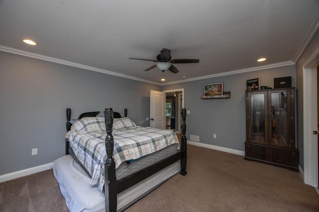 bedroom with baseboards, recessed lighting, carpet, and visible vents