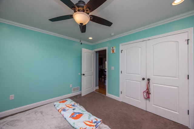 unfurnished bedroom with carpet, recessed lighting, baseboards, visible vents, and ornamental molding