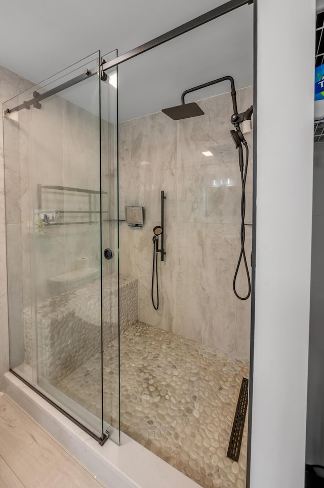 4805 Laurel Creek Cir, Lexington, KY 40515 - bathroom with a stall shower