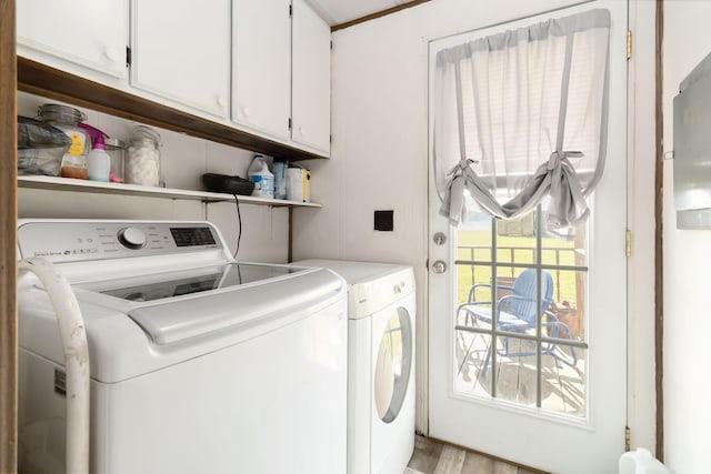 2805 W W Ridge Rd, Eubank, KY 42567 - clothes washing area featuring washing machine and dryer and cabinet space