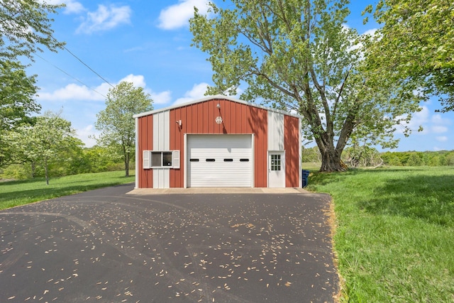 223 Lanetown Rd, Nancy, KY 42544 - view of outdoor structure with an outdoor structure and driveway